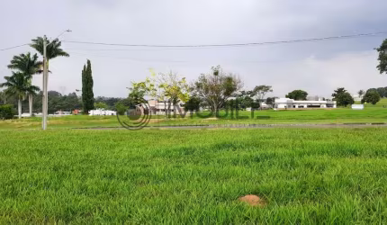 Terreno à venda com 1.044 m² no Condomínio Jardim Indaiatuba Golf, na cidade de Indaiatuba/SP.
