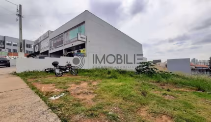 Terreno comercial com 660,04 m² na Av Manoel Ruz Peres, Jardim Colonial em Indaiatuba.