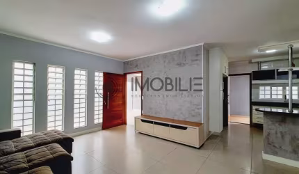 Casa com 3 dormitórios sendo 1 suíte a venda na Vila Almeida em Indaiatuba/SP