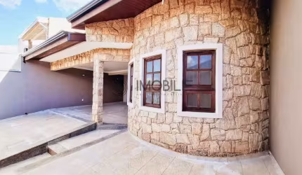 Casa a venda com 3 dormitórios no Jardim Regina na cidade de Indaiatuba.