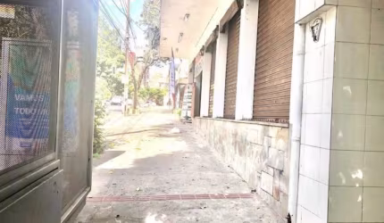 Casa comercial à venda na Avenida do Contorno, 7347, Lourdes, Belo Horizonte por R$ 2.000.000