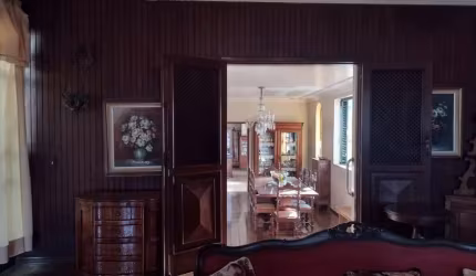 Casa com 4 quartos à venda na Rua Bedran Saad Bedran, 1, Nova Suíssa, Belo Horizonte por R$ 800.000