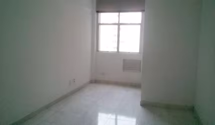 Sala comercial com 1 sala à venda na Rua dos Guajajaras, 910, Centro, Belo Horizonte por R$ 130.000