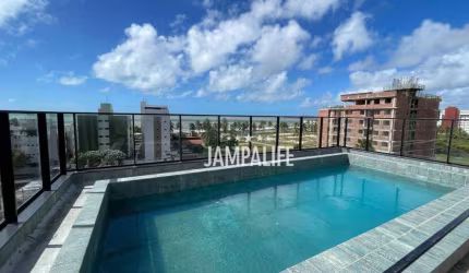 Lindo flat térro com área externa em Intermares
