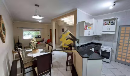 Casa com 3 dormitórios à venda, 191 m² por R$ 490.000 - Cidade Jardim II - Americana/SP