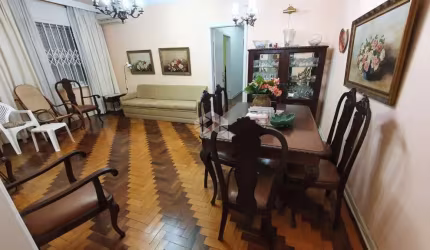 Apartamento com 3 quartos à venda na Rua Doutor Barros Cassal, 585, Floresta, Porto Alegre por R$ 379.000