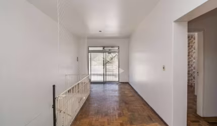 Casa em condomínio fechado com 4 quartos à venda na Rua Espírito Santo, 318, Centro Histórico, Porto Alegre por R$ 530.000