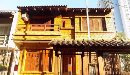 Casa com 3 quartos à venda na Rua General Caldwell, 857, Menino Deus, Porto Alegre por R$ 1.240.000