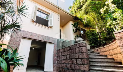 Casa com 3 quartos à venda na Rua Monroe, 164, Santa Tereza, Porto Alegre por R$ 860.000