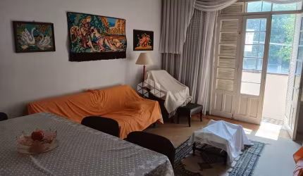 Apartamento com 2 quartos à venda na Rua Ramiro Barcelos, 2337, Rio Branco, Porto Alegre por R$ 329.000