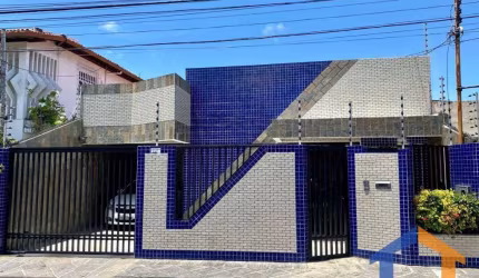 Casa a venda no bairro Luzia