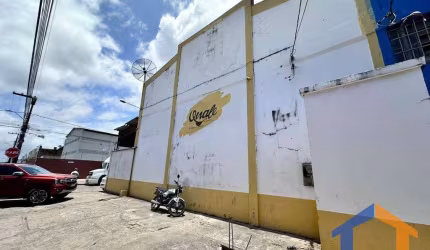 Galpão Comercial em Localização Estratégica – Próximo ao MIX Matheus e à BR 101!