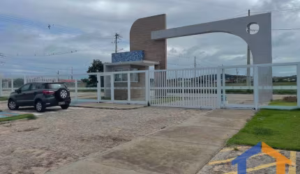 Oportunidade em Condominio Fechado