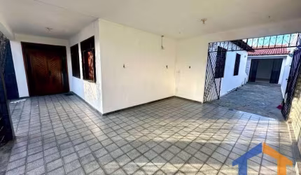 Ótima Casa no Bairro Inácio Barbosa!