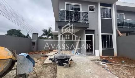 Sobrado alto padrão de esquina com 3 dormitórios, no bairro CIC, Curitiba- PR