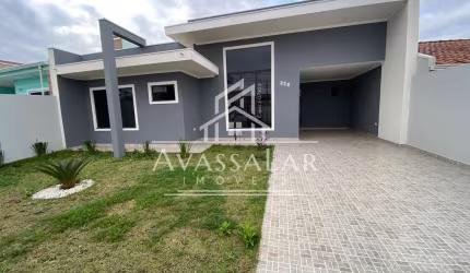 Casa com estrutura para segundo piso espaço na frente e nos fundos, Eucaliptos.