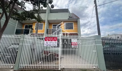 Triplex com 2 quartos e uma suíte master no Sitio Cercado, Curitiba-PR