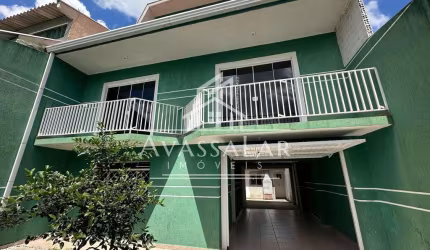 Sobrado à venda com 3 dormitórios e ático, Sítio Cercado, CURITIBA - PR