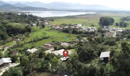 Imóvel com vista apaixonante para a Lagoa do Coração e da Serra do Tabuleiro.