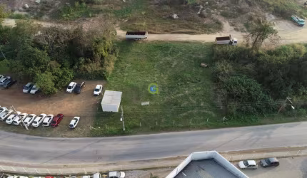 Terreno à venda na Área industrial de São José, com 16.000 m², possui 33,46 m de