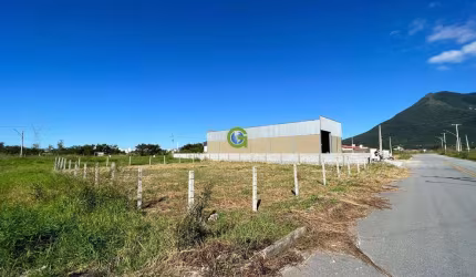 Terreno à venda no Lot. Guarda do Tabuleiro, bairro Guarda do Cubatão em Palhoça