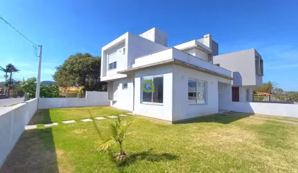 Ótimo imóvel a venda no bairro Areias de Palhocinha, Garopaba.