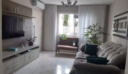 Casa a venda no bairro Ponte do Imaruim em Palhoça, com 215 m² de área privativa