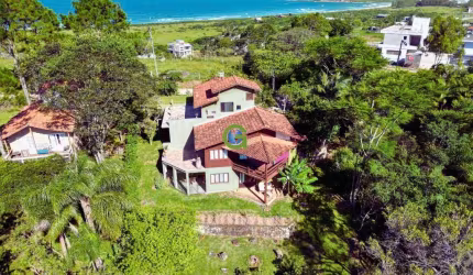 Residência Paradisíaca: Vista Panorâmica para o Mar, Campo e Natureza em Ambient