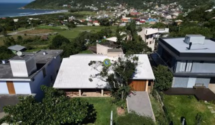 Casa vista mar à Venda na Gamboa, Garopaba, Santa Catarina