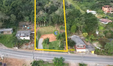 Terreno Arborizado Pronto para Construir a 5 km do Mar
