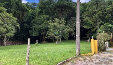Terreno à venda no bairro Ponta de Baixo, São José SC, localizado próximo ao Ori