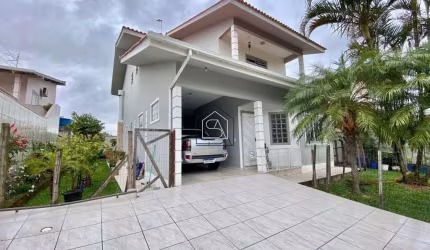 Ampla casa a venda em Areias São José.
