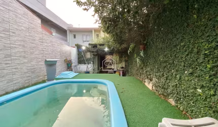 Sobrado com piscina á venda, de 2 dormitórios à venda no bairro Ipiranga;