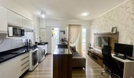Apartamento a venda de 2 dormitórios, no Real Parque, São José SC