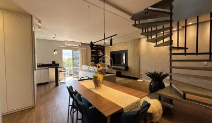 Ampla cobertura duplex mobiliada com área gourmet na Pedra Branca, Palhoça/SC