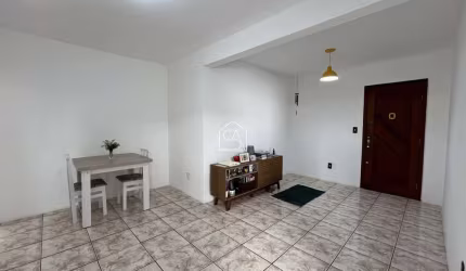 Apartamento 03 dormitórios sendo 01 suíte no Bairro Floresta - São José SC