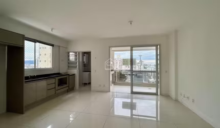 Apartamento 2 suítes com 2 vagas no Estreito-Florianópolis-SC