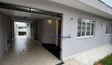 Casa com 3 dormitórios para alugar, 250 m² por R$ 4.868,75/mês - Uberaba - Curitiba/PR
