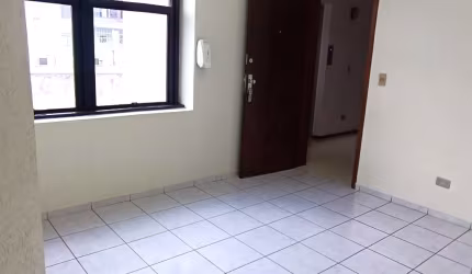 Excelente sala comercial com 3 salas a venda no Centro Empresarial Formato.