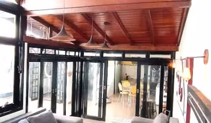 Sobrado com 2 Suítes e 2 dormitórios com 228m² total – Recanto Tropical - Cascavel/PR