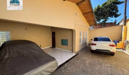 Vendo Casa Jardim Florence região do Campo Grande ampla possuindo 4 dormitórios Aceita Financiamento e FGTS