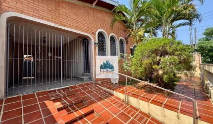 Vendo Casa Vila Pompeia 2 dormitórios ótima localização 450 mil Aceita Financiamento