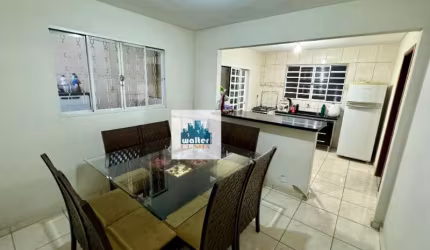 Vendo Casa Dic I região do Ouro Verde 3 dormitórios Reformada Quitada 250 mil