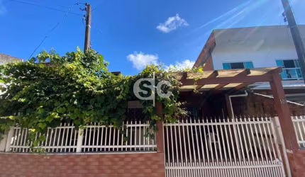 Casa Bem Localizada com 3 Quartos em Balneário Camboriú