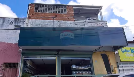 Excelente Ponto Comercial para o seu Negócio! Á Venda, com 3 pavimentos, esquina Josefa Taveira!