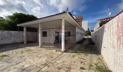 CASA EM JARDIM CIDADE UNIVERSITARIA
