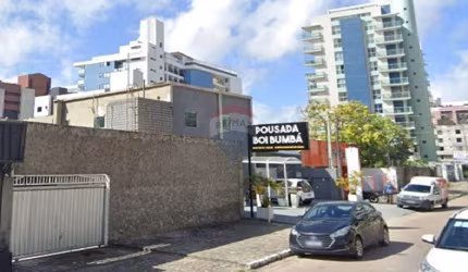 Imperdível Para o Seu Negócio! Alugue Seu Novo Espaço Comercial com 140 m² em Tambaú!
