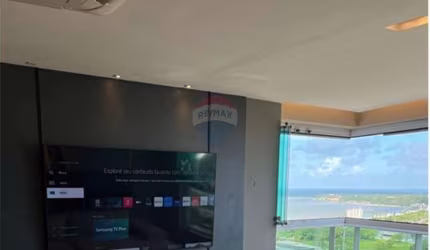 Apartamento Luxuoso com Vista para o Mar, 70 m²