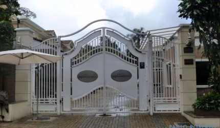 CASA EM CONDOMÍNIO - CHÁCARA MONTE ALEGRE - SP