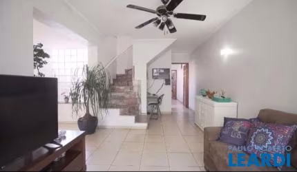 CASA ASSOBRADADA - VILA GUARANI(ZONA SUL) - SP
